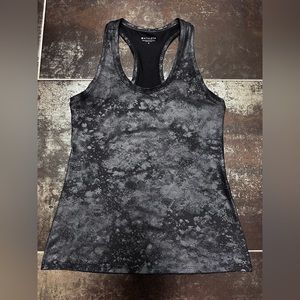 N29 NWOT Athleta Shanti Misty Lace Print Tank Size S Small Black Grey